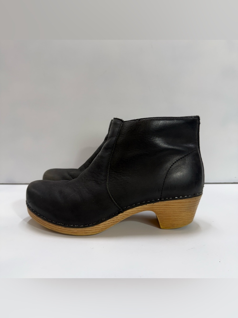 Dansko Women’s Maria Leather Ankle Boots with Wooden Block Heel